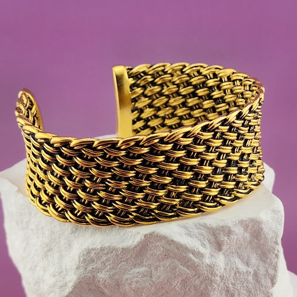 Nine West Gold Tone Woven Mesh Wide Open Cuff Bracelet Chunky Basketweave